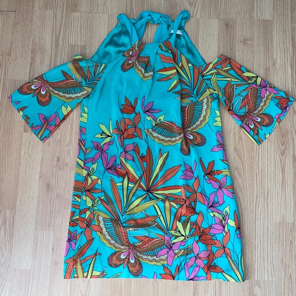 Tina Turk Green Floral Halter Cut Out Sleeve Mini Dress Size Large - Picture 2 of 10